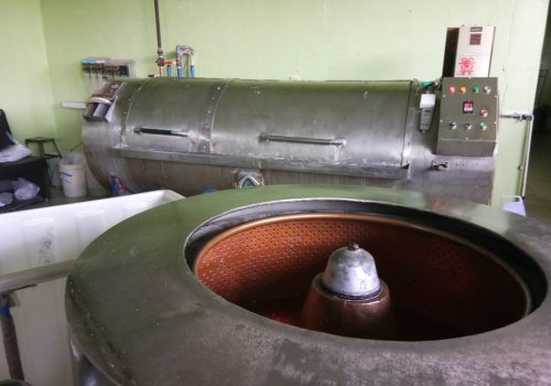 Mesin Cuci + Extraktor - Samyong